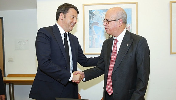 ראש ממשלת איטליה, מתאו רנצי, ונשיא האוניברסיטה פרופ' יוסף קלפטר